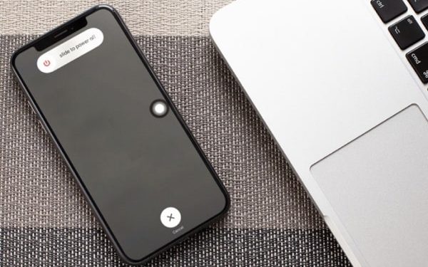 Tắt nguồn iPhone thường xuyên có gây hại gì không?