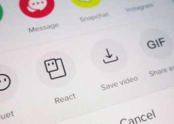 Lưu video TikTok có thông báo không?
