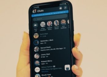 Messenger gửi tin nhắn chậm